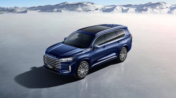 易宝配资 奇瑞造了台“揽胜”，长超5米，油耗1.5L，续航1300km，才17.79万
